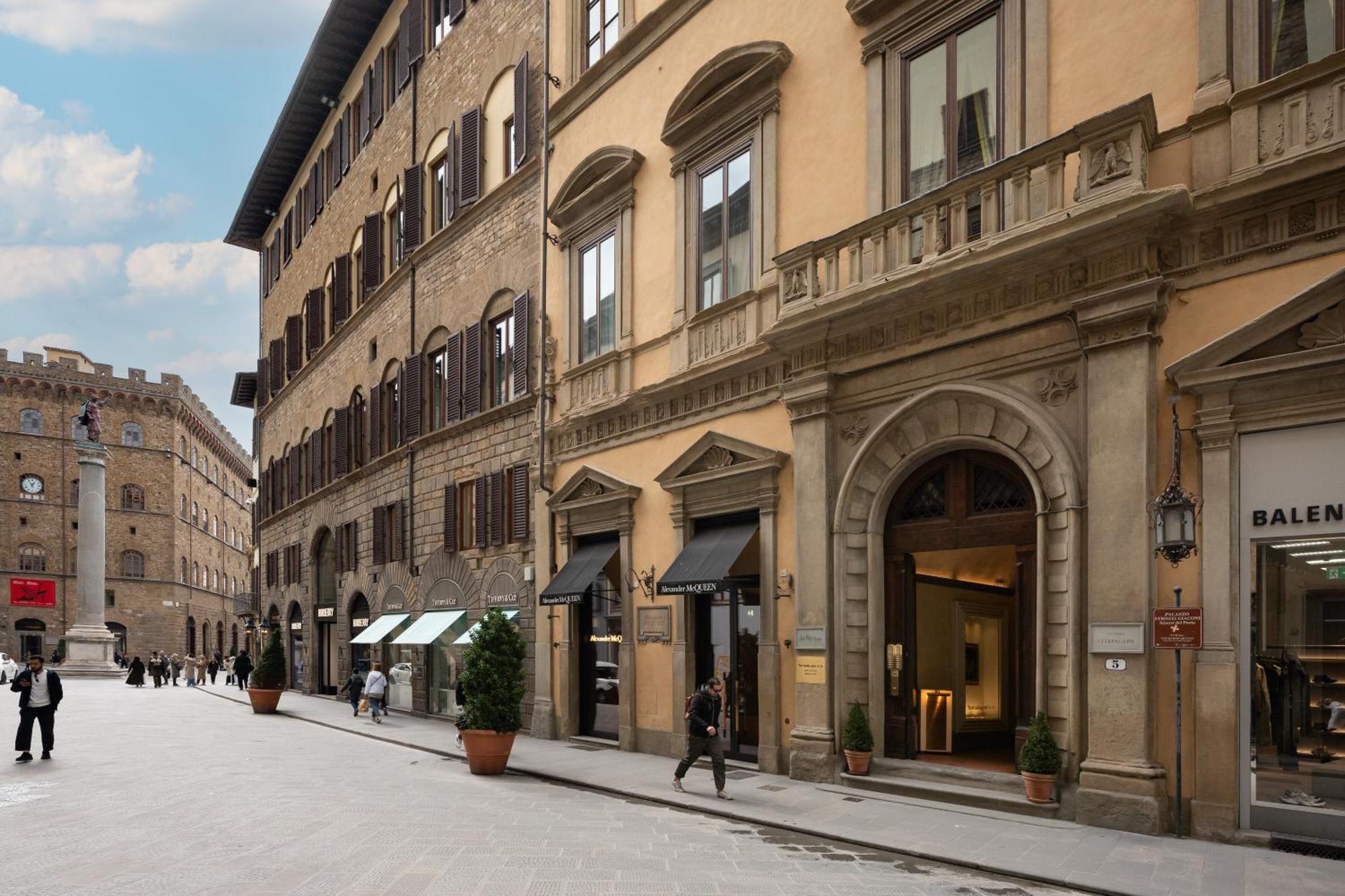 Tg - One Bedroom Luxury Apartment In The Fashion District Florenţa Exterior foto